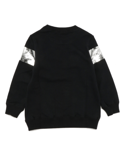 CHUBBYGANG（チャビーギャング）の「メタリックラインロングトレーナー（スウェット・キッズ・ブラック/ホワイト/ライトグレー・140/110/130/160/100/120/150）」の4枚目の写真