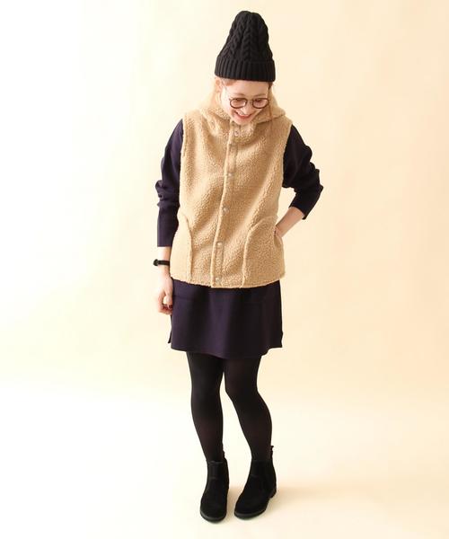 coen(コーエン)の「フーデッドボアベスト(ベスト・レディース・ベージュ/ネイビー・MEDIUM/LARGE)」の9枚目の写真