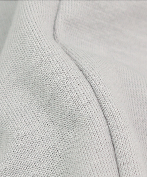 Ray BEAMS（レイビームス）の「Ray BEAMS / 変形裏毛スタンドZIPパーカ（パーカー・レディース・グレー/ブラック・ONE SIZE）」の8枚目の写真