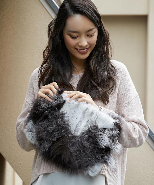 green label relaxing(グリーンレーベルリラクシング)の「KC FUR CLT バッグ(ショルダーバッグ・レディース・ブラック/ベージュ・FREE)」の2枚目の写真