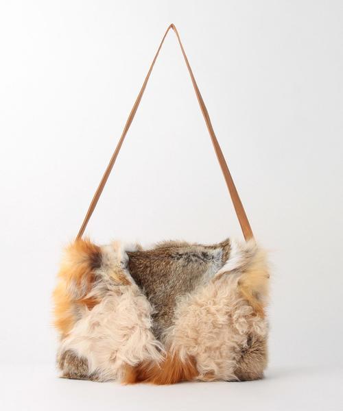 green label relaxing(グリーンレーベルリラクシング)の「KC FUR CLT バッグ(ショルダーバッグ・レディース・ブラック/ベージュ・FREE)」の8枚目の写真