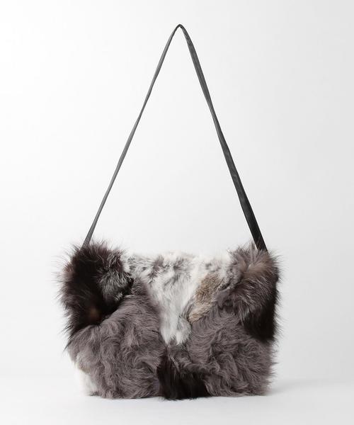 green label relaxing(グリーンレーベルリラクシング)の「KC FUR CLT バッグ(ショルダーバッグ・レディース・ブラック/ベージュ・FREE)」の12枚目の写真