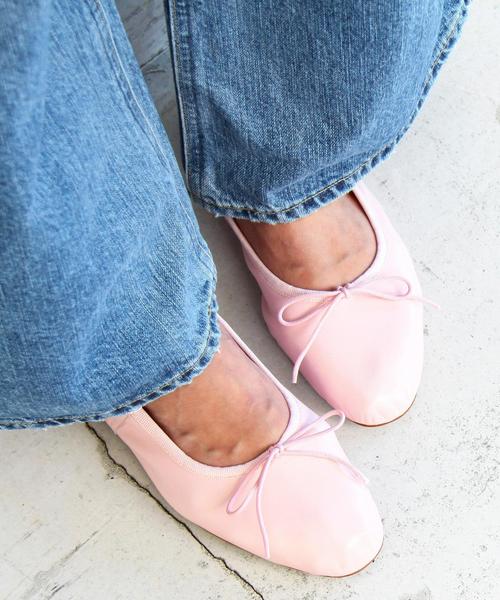 BEAUTY&YOUTH UNITED ARROWS（ビューティーアンドユースユナイテッドアローズ）の「＜MERITXELL＞∴レザーバレーシューズ ◆（バレエシューズ・レディース・ホワイト/ブラック/ライトピンク・38/36/39/37/35）」の3枚目の写真