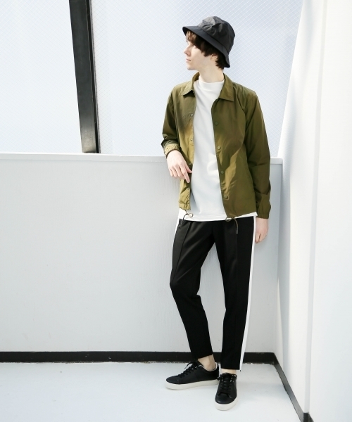 GLOBAL WORK（グローバルワーク）の「トラックイージーパンツ/737600（その他パンツ・メンズ・ネイビー/ブラック・LARGE/X-LARGE/SMALL/MEDIUM）」の3枚目の写真