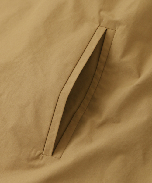 KBF+（ケービーエフプラス）の「KBF+ ギャザーロングブルゾン（その他アウター・レディース・カーキ/グレー系その他/マスタード・ONE）」の16枚目の写真