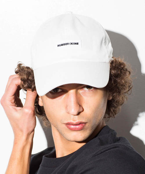 NUMBER (N)INE DENIM（ナンバーナインデニム）の「NUMBER (N)INE DENIM(ナンバーナインデニム)ラバーワッペン付ベースボールキャップ（キャップ・メンズ・ホワイト/ブラック・FREE）」の6枚目の写真