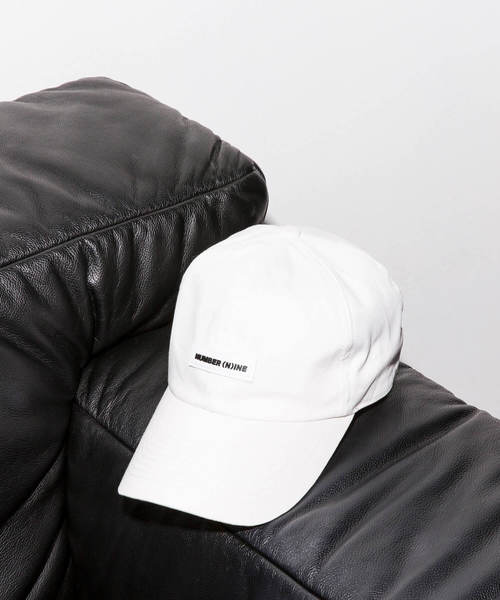 NUMBER (N)INE DENIM（ナンバーナインデニム）の「NUMBER (N)INE DENIM(ナンバーナインデニム)ラバーワッペン付ベースボールキャップ（キャップ・メンズ・ホワイト/ブラック・FREE）」の7枚目の写真