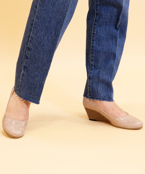 salle de bal（サルデバル）の「【MAISONS LAFFITTE/メゾンラフィット】レインウエッジパンプス  防水シューズ レインシューズ（パンプス・レディース・ピンク/グリーン/ブラック/グレー・24.5㎝/23cm/24.5cm/23.5㎝/22.5cm/24㎝/23.5cm/24cm）」の4枚目の写真