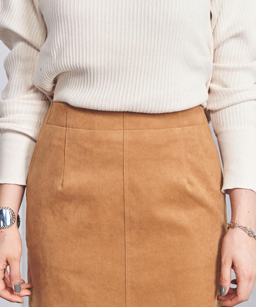 UNITED ARROWS(ユナイテッドアローズ)の「UWSC フェイクスエード タイトスカート(スカート・レディース・オリーブ/ベージュ/パープル・38/36/40)」の15枚目の写真