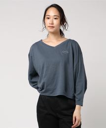 rivet &amp; surge - シナモロール シナモン rivet &amp; surge コラボ プルオーバー 黒 シナモロールとrivet & surgeのコラボ第2弾！ 今回は刺繍プル
