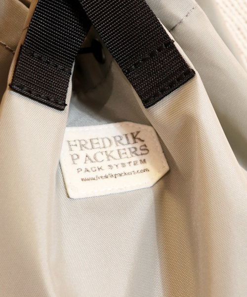 FREDRIK PACKERS(フレドリックパッカーズ)の「【FREDRIK PACKERS/フレドリックパッカーズ】-別注- 420D BLOOM PACK ナイロンバックパック/リュック(バックパック/リュック・レディース・チャコールグレー/ブラック/ベージュ/シルバー・FREE)」の18枚目の写真