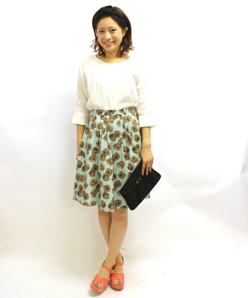 mystic（ミスティック）の「ガーデンフラワースカート（スカート・レディース・グリーン/ブルー/イエロー/レッド・ﾌﾘ-）」の3枚目の写真