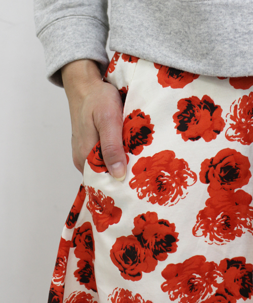 mystic（ミスティック）の「ガーデンフラワースカート（スカート・レディース・グリーン/ブルー/イエロー/レッド・ﾌﾘ-）」の8枚目の写真