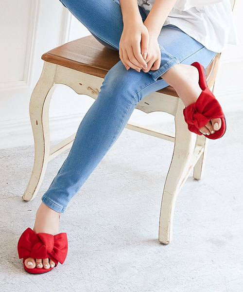 KOBE LETTUCE（コウベレタス）の「ポーチ付きBIGリボンフラットサンダル（サンダル・レディース・レッド/ブラック系その他/ミント/ブルー系その他/ベージュ系その他/イエロー/ホワイト系その他/その他・L/LL/S/M）」の7枚目の写真