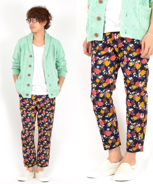 SHIPS JET BLUE（シップスジェットブルー）の「SGS: フラワー/リラックス テーパード パンツ（チノパンツ・メンズ・ネイビー/ベージュ/ダークブルー/ブラック/コバルトブルー・SMALL/LARGE/MEDIUM）」の4枚目の写真