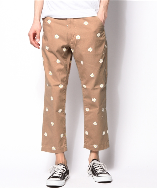 SHIPS JET BLUE（シップスジェットブルー）の「SGS: フラワー/リラックス テーパード パンツ（チノパンツ・メンズ・ネイビー/ベージュ/ダークブルー/ブラック/コバルトブルー・SMALL/LARGE/MEDIUM）」の20枚目の写真