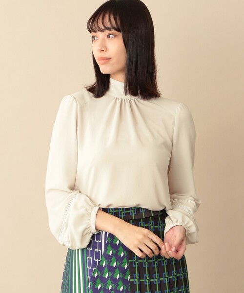 CAST:(キャスト)の「レースコンビサテンブラウス(シャツ/ブラウス)」|ベージュ