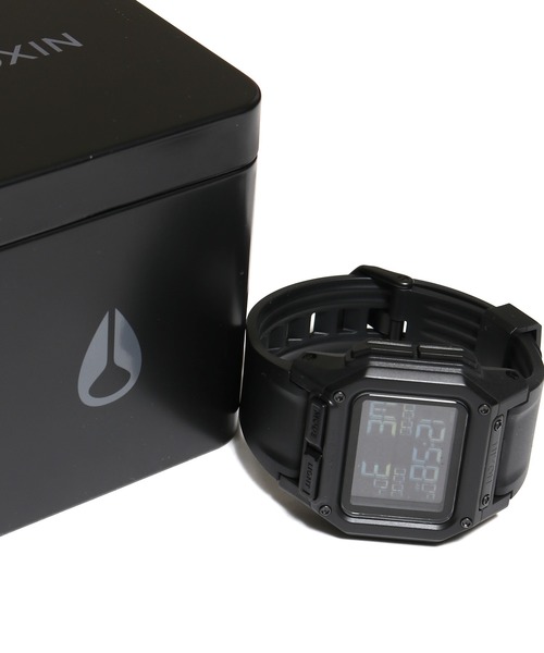 NIXON THE REGULUS デジタル腕時計100m防水 NIXON（ニクソン）の「NIXON/ニクソン The Regulus 腕時計