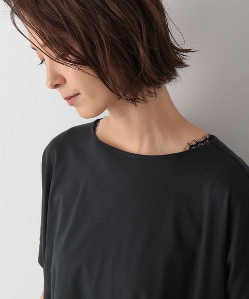 LEPSIM(レプシィム)の「カタレースインナータンク 887145(タンクトップ・レディース・ブラック/オフホワイト/グレイッシュベージュ・MEDIUM/LARGE)」の6枚目の写真
