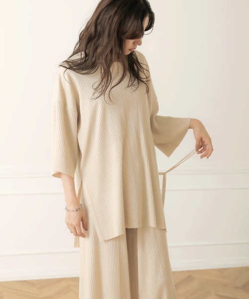 Bab（バブ）の「サイドリボンニットアップ（セットアップ・レディース・ブラック/ベージュ/ブラウン/アイボリー・FREE）」の2枚目の写真