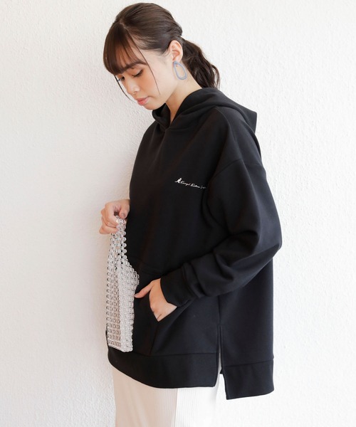 KANGOL EXTRA COMFORT（カンゴールエクストラコンフォート）の「【KANGOL EXTRA COMFORT(カンゴール　エクストラ　コンフォート)】ワイドスリットパーカー（パーカー・レディース・ブルーグレー/パープル/オフホワイト/ブラック/モカ/ベージュ/ブラウン/杢グレー/アイボリー/レンガ・LL/M/L）」の4枚目の写真