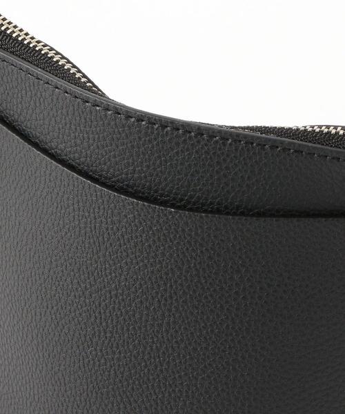 BEAUTY&YOUTH UNITED ARROWS(ビューティーアンドユースユナイテッドアローズ)の「BY フォルム ジッパー ポーチ ショルダーバッグ(ショルダーバッグ・メンズ・ブラック/グレー・FREE)」の11枚目の写真