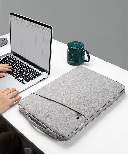 セール】F&D : 13インチ Waterproof Slant PC Case（PC・タブレット