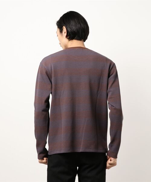 MEN'S BIGI(メンズビギ)の「フクレボーダー ストレッチロングTシャツ(Tシャツ/カットソー・メンズ・ネイビー/ホワイト/ブラウン・02/03/01)」の5枚目の写真