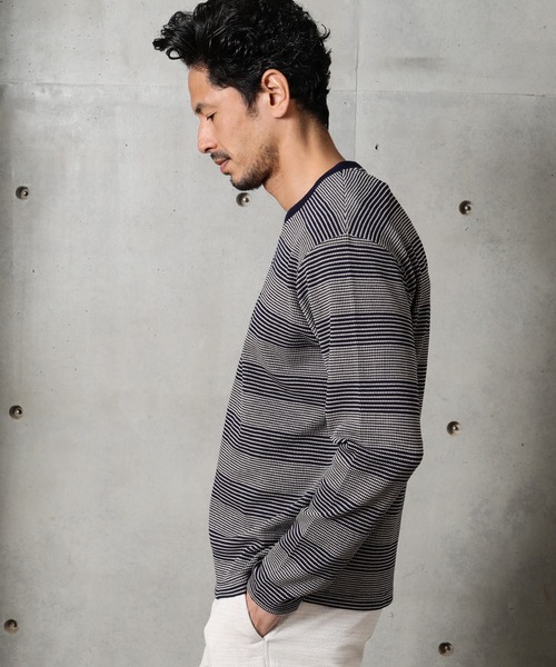 MEN'S BIGI(メンズビギ)の「フクレボーダー ストレッチロングTシャツ(Tシャツ/カットソー・メンズ・ネイビー/ホワイト/ブラウン・02/03/01)」の14枚目の写真