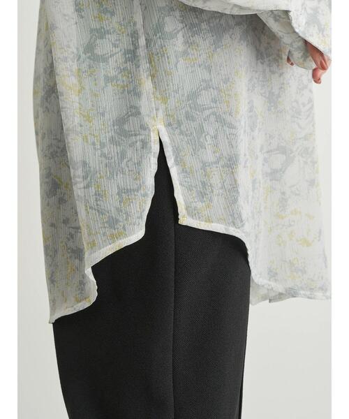 earth music&ecology(アースミュージックアンドエコロジー)の「バンドカラーシアーシャツ *(シャツ/ブラウス・レディース・ベージュ/ブラウン/サックスブルー/ミント・FREE)」の13枚目の写真