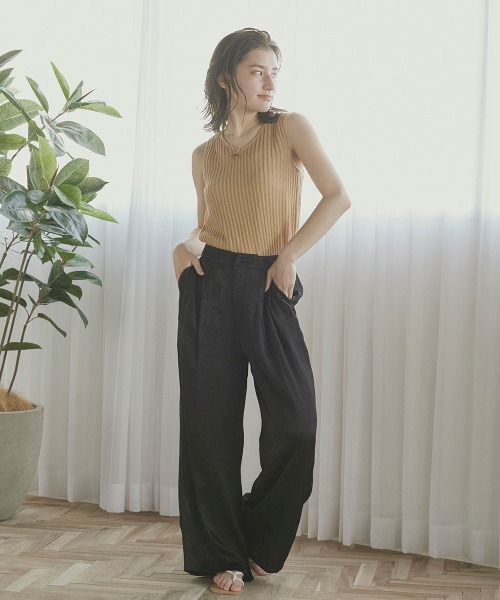 Willful by lipstar（ウィルフル バイ リップスター）の「【Willful by lipstar】Vネックニットタンクトップ（ニット/セーター・レディース・その他/ブラック/ベージュ・M）」の10枚目の写真