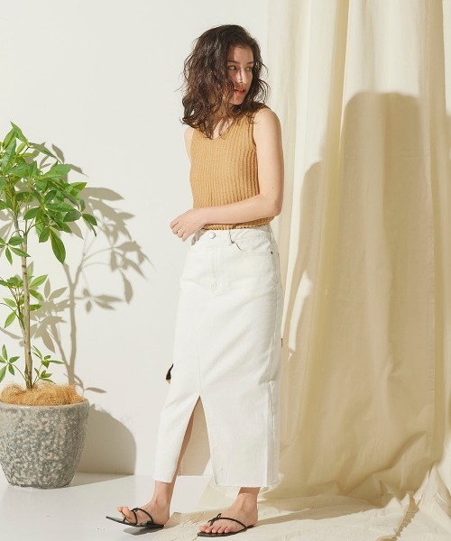 Willful by lipstar（ウィルフル バイ リップスター）の「【Willful by lipstar】Vネックニットタンクトップ（ニット/セーター・レディース・その他/ブラック/ベージュ・M）」の12枚目の写真