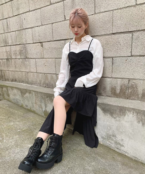 Voyage titty&Co.PETIT（ボヤージュティティアンドコープチ）の「【Voyage titty&Co.】voyage2021SSイレヘムキャミワンピース（ワンピース・レディース・ブラック・FREE）」の2枚目の写真