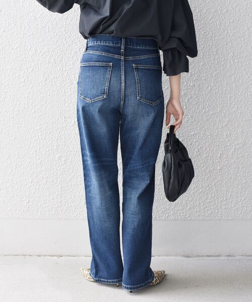 SHIPS（シップス）の「【WEB限定】デニムワイドテーパードパンツ◇（デニムパンツ・レディース・ライトブルー/ネイビー/ダークブルー/ロイヤルブルー・1/2/11/4/6/8/10/9/3/5/7/12）」の19枚目の写真