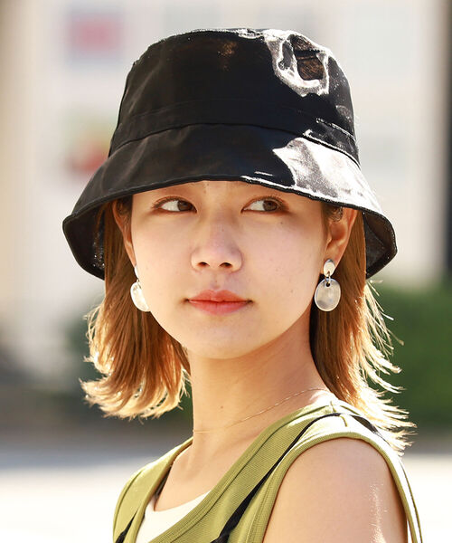 Ray BEAMS(レイビームス)の「Ray BEAMS / チュール バケット ハット(ハット・レディース・ブラック/ブラウン・ONE SIZE)」の6枚目の写真