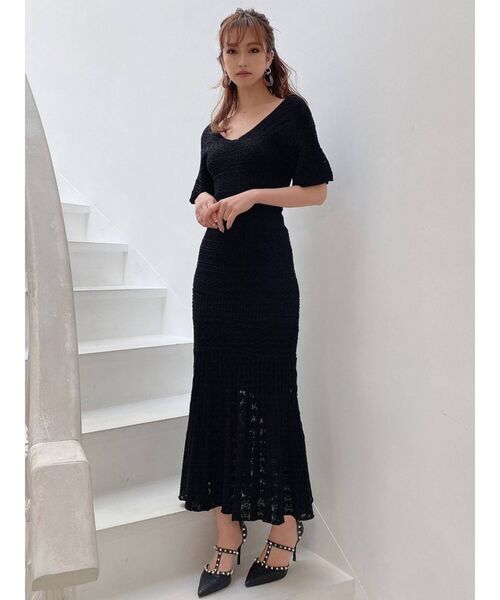 RESEXXY（リゼクシー）の「スタッズピンヒールパンプス（パンプス・レディース・その他1/オフホワイト/ピンク・MEDIUM/LARGE/SMALL）」の19枚目の写真