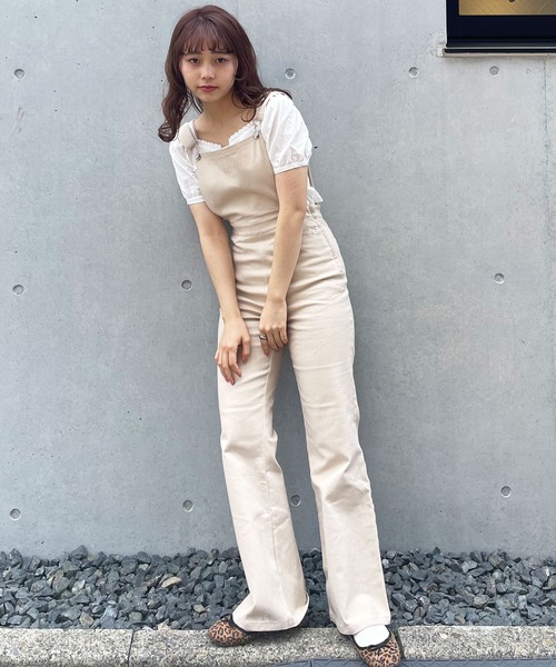 frunco（フランコ）の「タイトフレアサロペット（サロペット/オーバーオール・レディース・ブラック/アイボリー・FREE）」の9枚目の写真