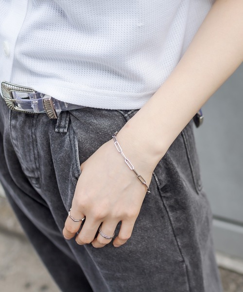 RASVOA(ラスボア)の「ナローチェーンブレスレット(ブレスレット・レディース・シルバー・FREE)」の4枚目の写真