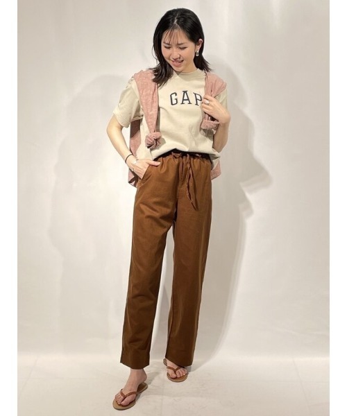 GAP（ギャップ）の「ヘビーウェイトシリーズ ルーズフィット コットン ロゴTシャツ（Tシャツ/カットソー・メンズ・ベージュ/ホワイト/ブルー・S/XL/M/L/XXS/XS）」の12枚目の写真