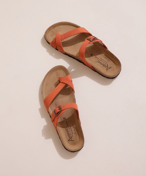 penta（ペンタ）の「PENTA/別注バックル付フラットサンダル（サンダル・レディース・カーキ/ブラック/オフホワイト/オレンジ・37/38/36）」の4枚目の写真