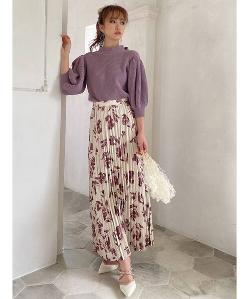 RESEXXY(リゼクシー)の「バックリボンボリュームニットトップス(ニット/セーター・レディース・ブラック/ラベンダー/ブラウン/ベージュ・FREE)」の12枚目の写真