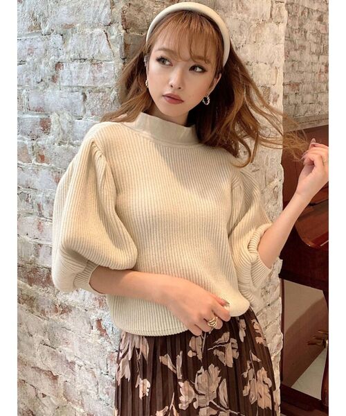 RESEXXY(リゼクシー)の「バックリボンボリュームニットトップス(ニット/セーター・レディース・ブラック/ラベンダー/ブラウン/ベージュ・FREE)」の15枚目の写真