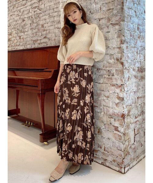 RESEXXY(リゼクシー)の「バックリボンボリュームニットトップス(ニット/セーター・レディース・ブラック/ラベンダー/ブラウン/ベージュ・FREE)」の21枚目の写真