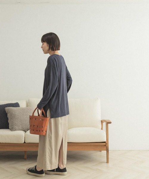 FORK&SPOON（フォークアンドスプーン）の「FORK&SPOON　麻レーヨンテレコロングスリーブカットソー（Tシャツ/カットソー・レディース・アイボリー/ネイビー・ONE）」の4枚目の写真