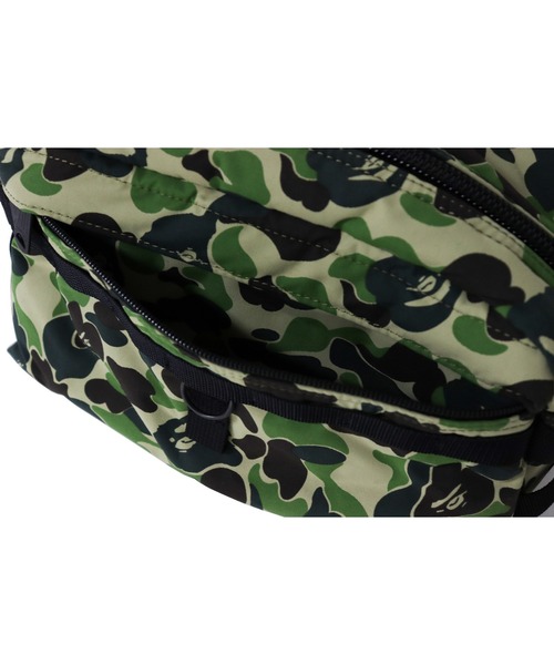 PORTER(ポーター)の「PORTER ABC CAMO WAIST BAG M(ショルダーバッグ・メンズ・グリーン・FREE)」の3枚目の写真