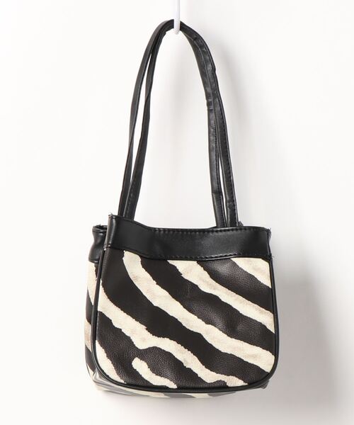 LA VORAGINE（ラ ヴォラジネ）の「アニマル柄スクエアハンドバッグ（ハンドバッグ・レディース・A・FREE）」の15枚目の写真