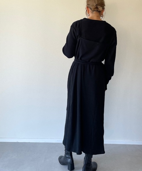 y/m by misato（イムバイミサト）の「カットリブラップキャミワンピース（ワンピース・レディース・ブラック/ブラウン/オフホワイト・FREE）」の19枚目の写真