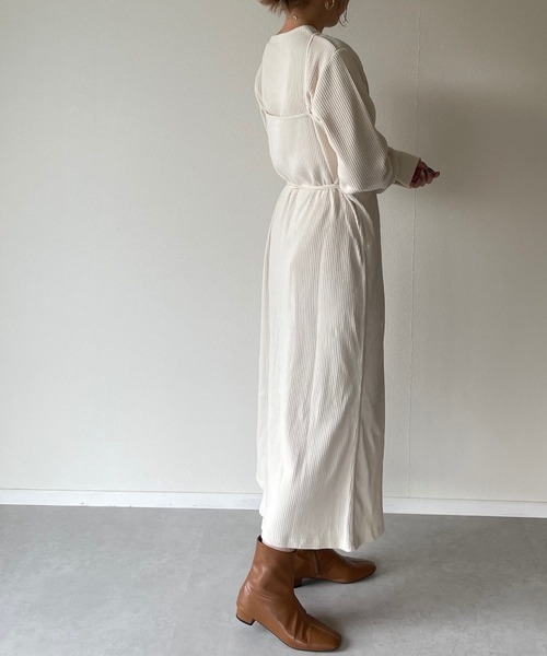 y/m by misato（イムバイミサト）の「カットリブラップキャミワンピース（ワンピース・レディース・ブラック/ブラウン/オフホワイト・FREE）」の5枚目の写真