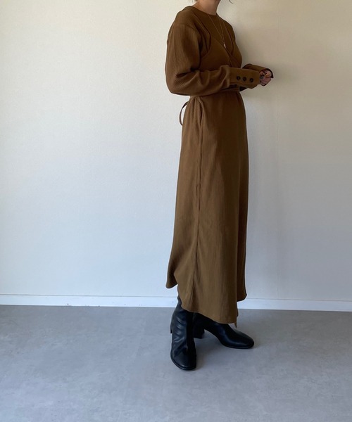 ワンピース Misato 水越 みさとさんコラボ】バックカットオフドットワンピース