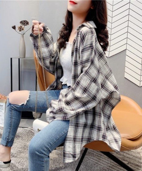 KOR(ケーオーアール)の「オーバーサイズ ドロップショルダー チェックネルシャツ(シャツ/ブラウス・レディース・ピンクベージュ/ライトピンク/ピンク系その他2/イエロー系その他4/グレー系その他3/グレー系その他5/イエロー系その他2/グリーン系その他2/ブルー系その他4/グリーン系その他4/ブラウン系その他4/ピンク系その他4/ピンク系その他5/グリーン系その他/レッド/レッド系その他3/ブルー/グリーン/イエロー系その他6/イエロー/オレンジ/ピンク系その他/イエロー系その他3/グレー系その他6/レッド系その他2/グレー系その他4/ブルー系その他/グリーン系その他3/ピンク/グリーン系その他6/ブラウン系その他/ブラウン系その他3/イエロー系その他/ブルー系その他3/グレー/グレー系その他2/イエロー系その他7/イエロー系その他5/ブルー系その他2/ピンク系その他6/グリーン系その他7/ブラウン系その他2/ブラウン/ピンク系その他3/パープル/グリーン系その他5/レッド系その他/グレー系その他・L/M/S/XL/2XL)」の2枚目の写真